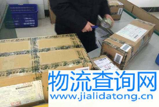 “环境友好型”快递生态需要人人参与