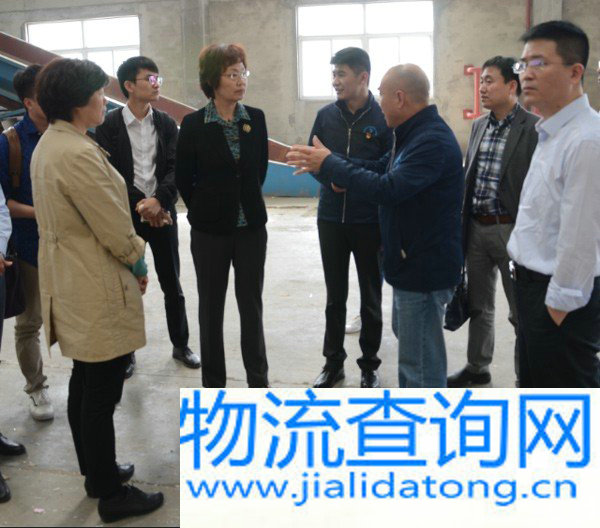 王梅赴江苏调研 实地研究快递绿色包装