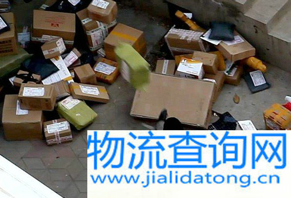 末端网点野蛮分拣 完善快递行业法律责任制度